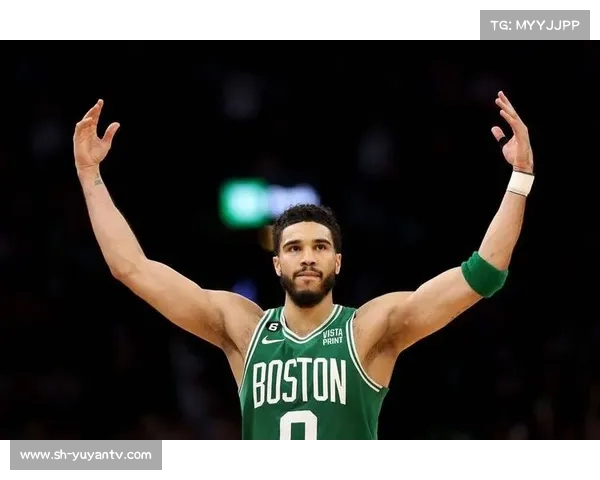 杰森·塔图姆带领凯尔特人崛起成NBA新星的奋斗历程与未来潜力 杰森·塔图姆带领凯尔特人崛起成NBA新星的奋斗历程与未来潜力